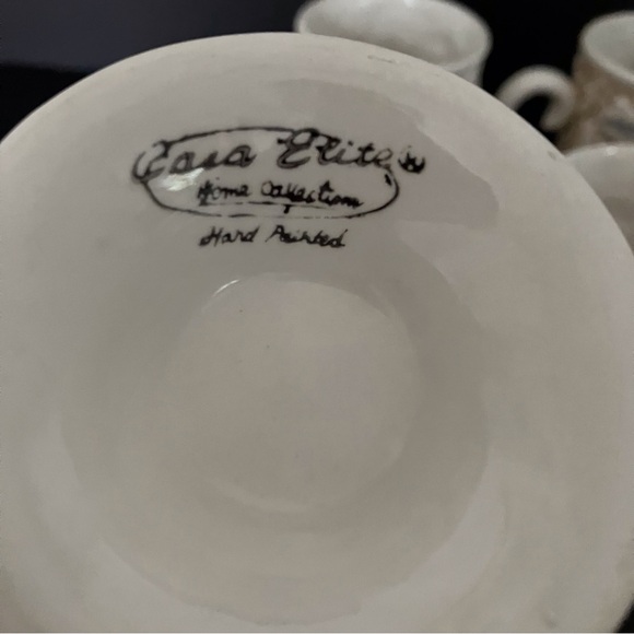 Lot of 4 embossed fruits handpainted coffee mugs New - Picture 3 of 4